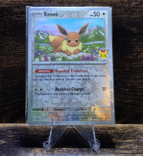 Eevee Pokémon Day 2025 Sealed, Hobby en Vrije tijd, Verzamelkaartspellen | Pokémon, Nieuw, Losse kaart, Foil, Verzenden