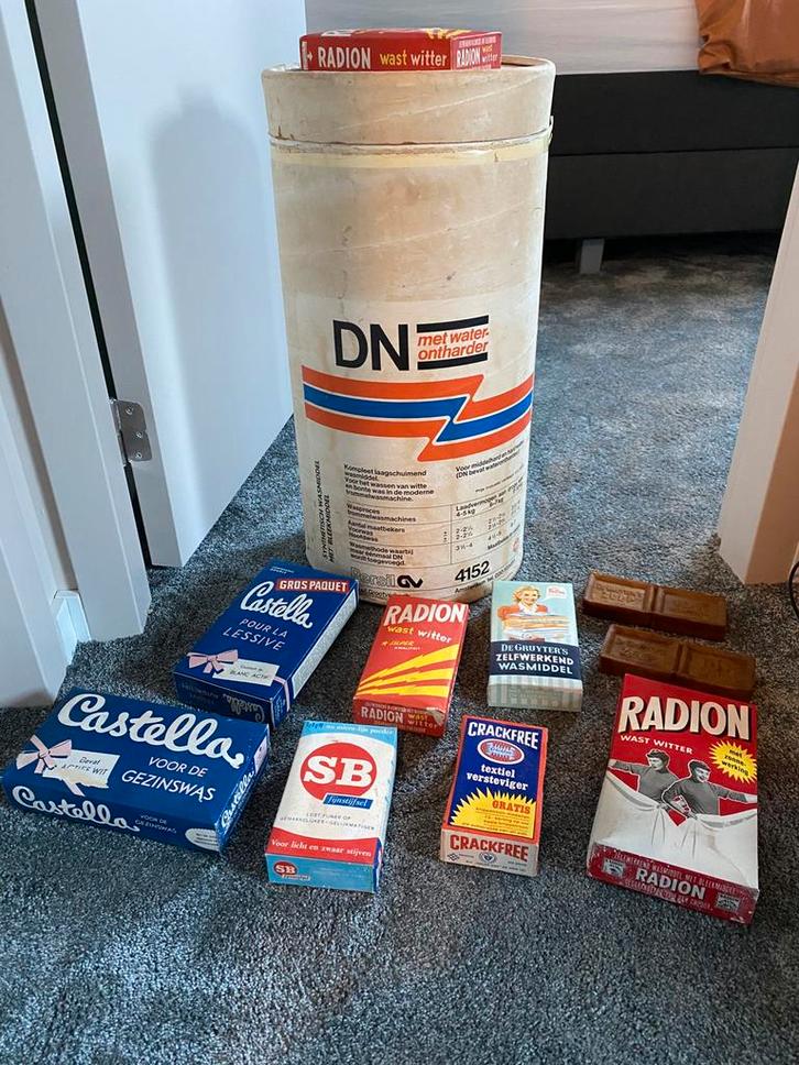 Oude persil doos met extra’s, Verzamelen, Overige Verzamelen, Gebruikt, Ophalen