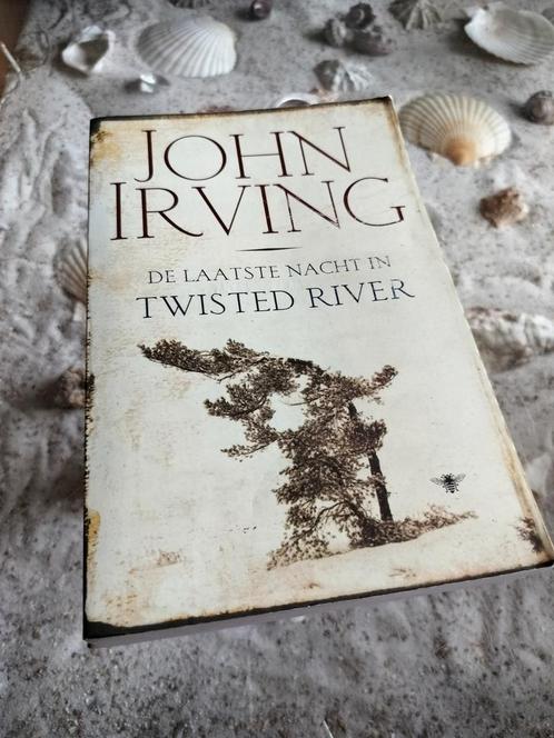 John Irving - De laatste nacht in Twisted River, Boeken, Literatuur, Gelezen, Nederland, Ophalen of Verzenden