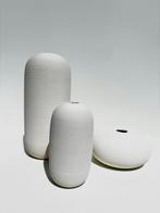 Set van 3 witte vazen, Wit, Aardewerk of Porselein, Ophalen of Verzenden, Zo goed als nieuw