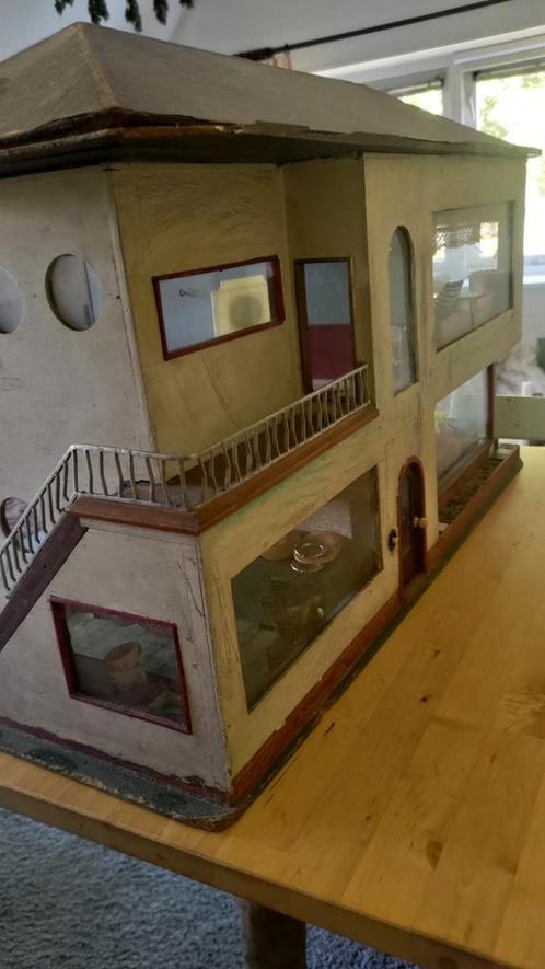 Antiek hand gebouwd Poppenhuis, Verzamelen, Poppenhuizen en Toebehoren, Gebruikt, Poppenhuis, Ophalen