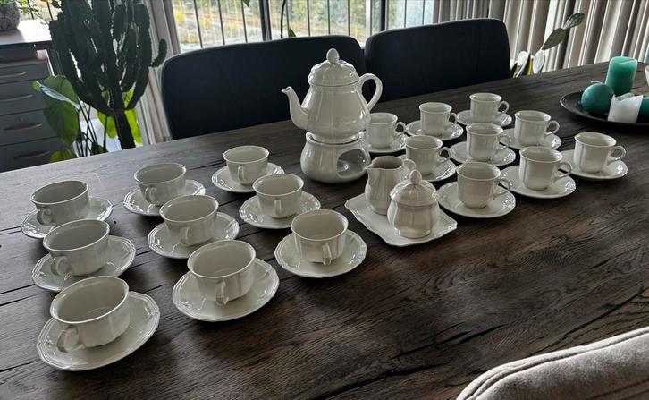 Villeroy & Boch Manoir Koffie/Theeservies, Antiek en Kunst, Antiek | Servies compleet, Ophalen