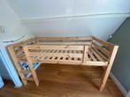 Pino halfhoog slaper met glijbaan, Kinderen en Baby's, Kinderkamer | Stapelbedden en Hoogslapers, Ophalen, Gebruikt, Halfhoogslaper
