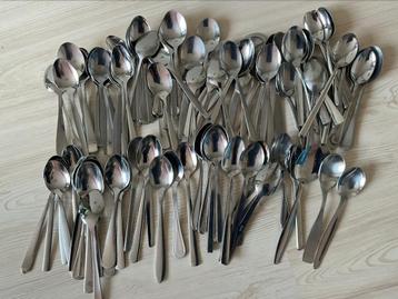 Partij koffie- theelepels ongesorteerd 100 stuks beschikbaar voor biedingen