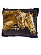 Rechthoekig handgeborduurd kussen Paarden, Huis en Inrichting, Woonaccessoires | Kussens, Ophalen of Verzenden, Zo goed als nieuw