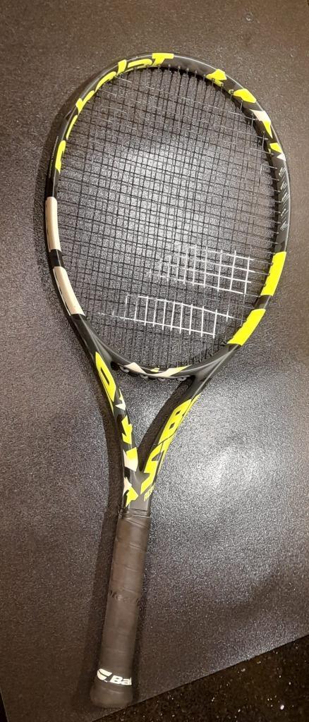 Babolat Aero tennisracket – met Woofer System & Graphite Tec, Sport en Fitness, Tennis, Gebruikt, Racket, Babolat, L3, Ophalen of Verzenden