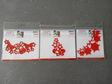 3 Yvonne creations  Cozy Christmas snijmallen. Samen € 5,00. beschikbaar voor biedingen