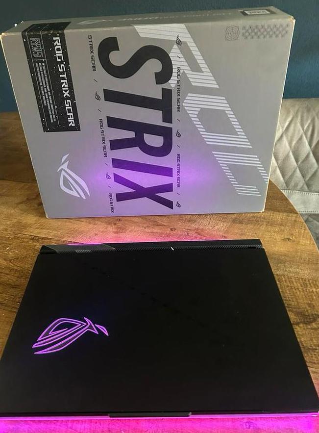 Gaming Laptop - i9 13980HX, RTX 4090, 32GB RAM, 2TB, Computers en Software, Windows Laptops, Zo goed als nieuw, 17 inch of meer