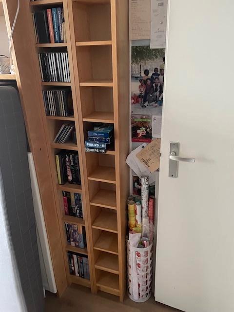 Benno CD kast van Ikea, Huis en Inrichting, Kasten | Boekenkasten, Gebruikt, 200 cm of meer, 25 tot 50 cm, Met plank(en), Overige houtsoorten