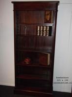 NU boekenkast kast chesterfield model Globe Wernicke €750,00, Ophalen