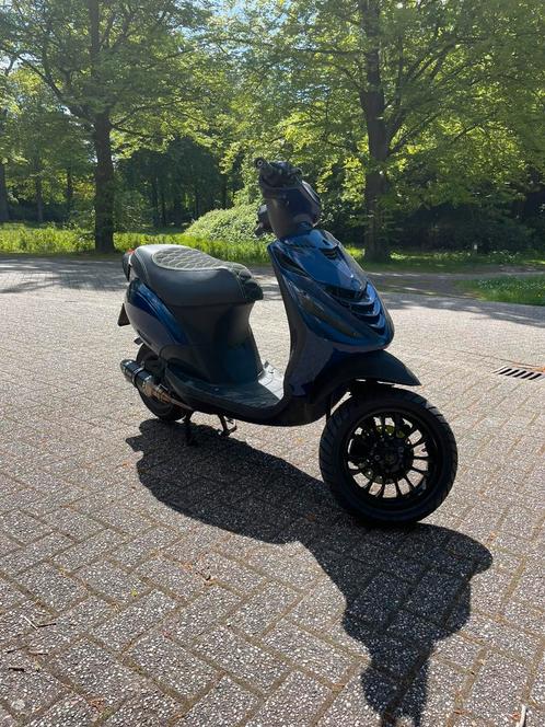 Piaggio ZIP 2017, Fietsen en Brommers, Scooters | Piaggio, Zip, Ophalen