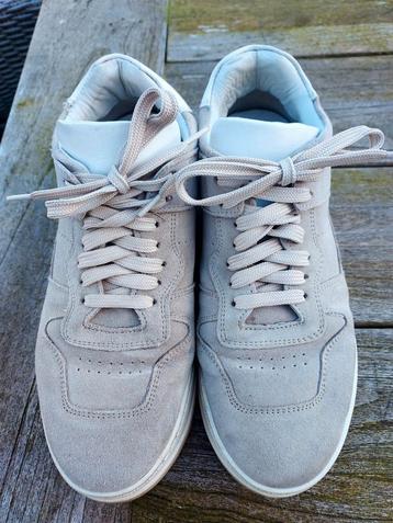 Sneakers/schoen maat 39  beschikbaar voor biedingen