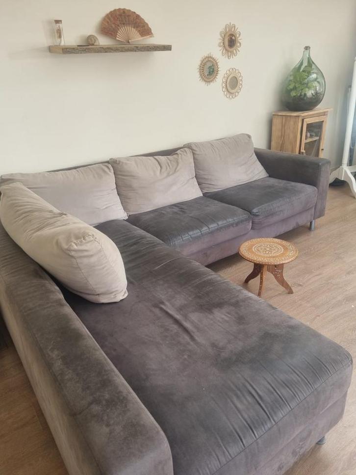 Grote grijze hoekbank, Huis en Inrichting, Banken | Sofa's en Chaises Longues, Gebruikt, Vierpersoons of meer, Minder dan 150 cm