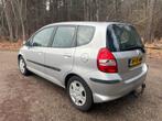 Honda Jazz 1.4 I 2007 Grijs, Auto's, Honda, 83 pk, Particulier, 1339 cc, Zilver of Grijs