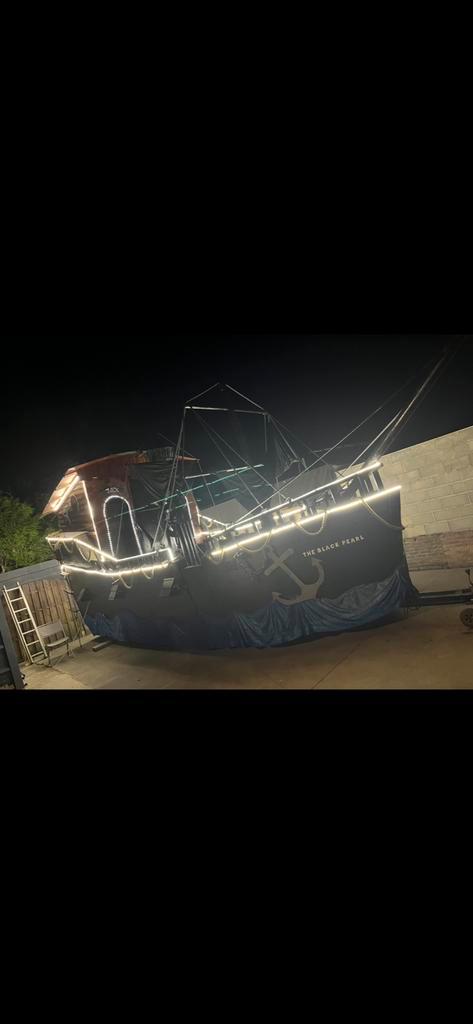 Te huur mooie piraten carnavalswagen, Hobby en Vrije tijd, Feestartikelen | Verhuur, Zo goed als nieuw, Ophalen of Verzenden