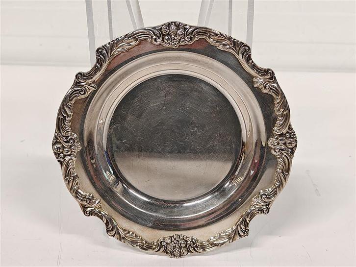 A6997 Reed & Barton Bord [1698 - King Francis], Antiek en Kunst, Antiek | Schalen, Ophalen of Verzenden