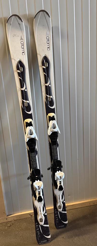 Atomic Skis 151cm, Sport en Fitness, Skiën en Langlaufen, Gebruikt, Ski's, Skiën, Atomic, 140 tot 160 cm, Ophalen