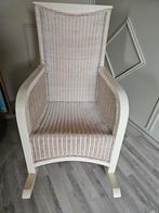 Schommelstoel van riet, Ophalen, Gebruikt, Wit, Hout