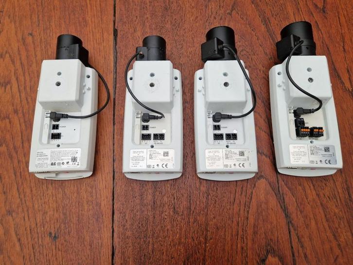 Axis videobewaking camera's +  Axis Camera behuizing, Audio, Tv en Foto, Videobewaking, Zo goed als nieuw, Ophalen of Verzenden