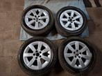 VW setje winterbanden op velg, Ophalen, Gebruikt, 15 inch, Winterbanden