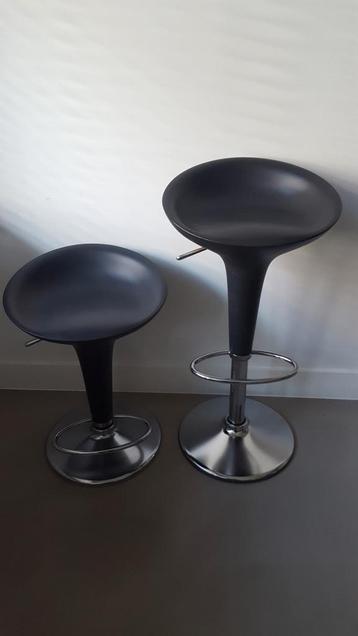 4x BOMBO design barkrukken van MAGIS (antraciet) beschikbaar voor biedingen