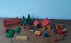 Set houten figuurtjes en huisjes in nieuw speelgoedzakje, Ophalen of Verzenden, Zo goed als nieuw