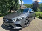 Mercedes-Benz A-klasse 180 | AMG | Pano | Memory | Camera |, Auto's, Gebruikt, 4 cilinders, Origineel Nederlands, Bedrijf