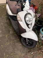 Mio 50, Ophalen, Zo goed als nieuw, Benzine, Mio