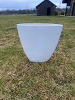 Bloempot wit, Steen, Minder dan 60 cm, Ophalen of Verzenden, Zo goed als nieuw