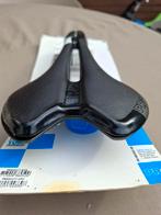 Pro Falcon Zadel 152mm - Nieuw!, Fietsen en Brommers, Ophalen of Verzenden