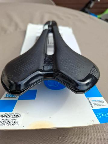 Pro Falcon Zadel 152mm - Nieuw! beschikbaar voor biedingen