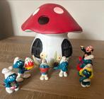 Vintage smurfen met stenen huisje, Verzamelen, Smurfen, Ophalen of Verzenden, Zo goed als nieuw, Verschillende Smurfen