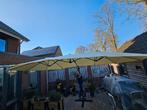 Grote horeca (tuin) parasol, Tuin en Terras, Parasols, Ophalen of Verzenden, Zo goed als nieuw, Zweefparasol