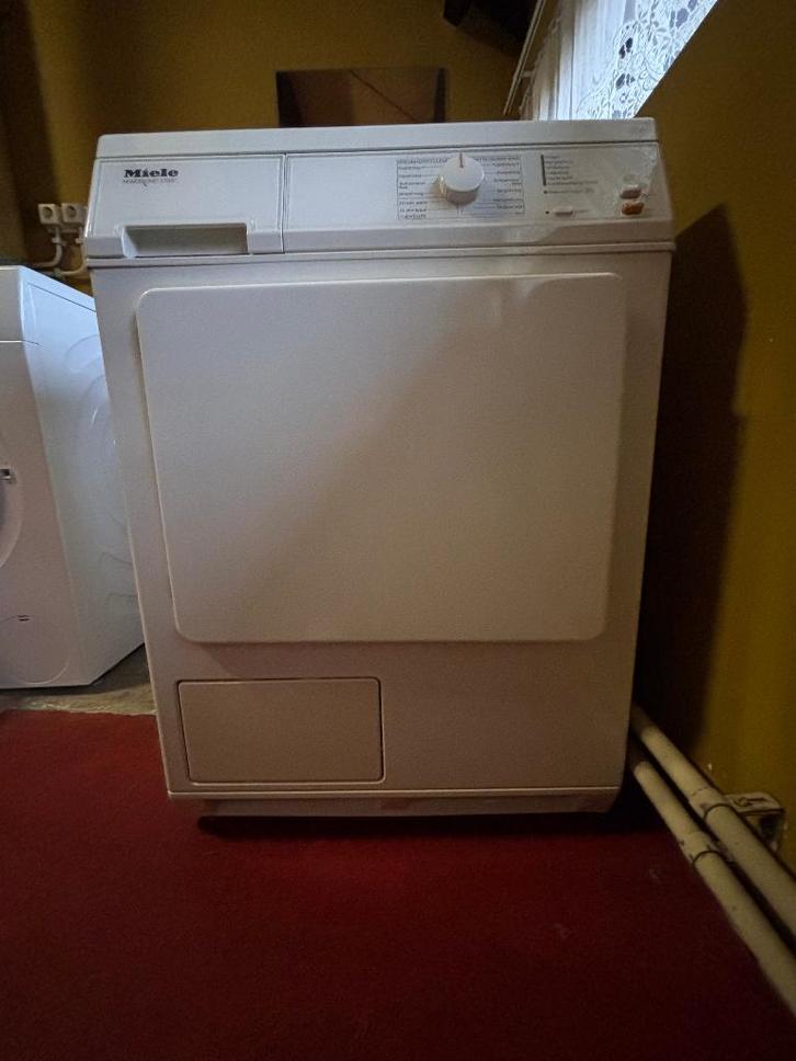 VERKOCHT! Miele Condensdroger Novotronic T233C, Witgoed en Apparatuur, Wasdrogers, Zo goed als nieuw, Condens, Voorlader, 4 tot 6 kg
