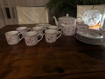 Johnson Brothers Rose Damask theeservies beschikbaar voor biedingen