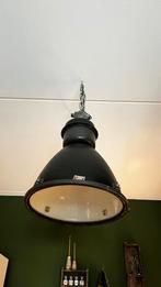 Originele industriële fabriekslamp, Huis en Inrichting, Lampen | Hanglampen, Ophalen, Gebruikt, 50 tot 75 cm, Metaal