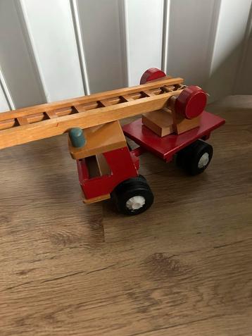 Houten Brandweerauto Speelgoed Vintage Ladderwagen beschikbaar voor biedingen