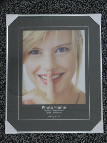 Zilverkleurige fotolijst/wissellijst 40x50 cm, nieuw+geseald beschikbaar voor biedingen