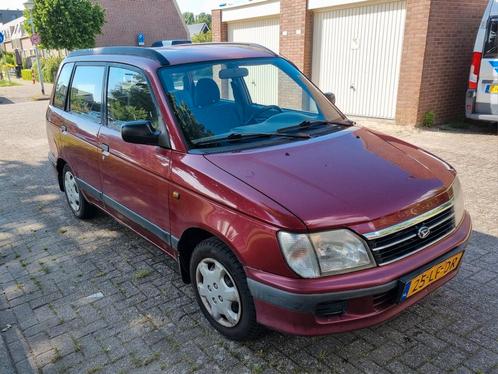 Daihatsu Gran Move 1.6 2002 Rood, Auto's, Daihatsu, Particulier, Gran Move, Benzine, D, MPV, Handgeschakeld, Origineel Nederlands