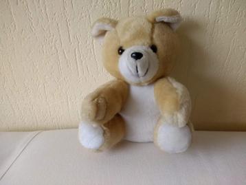 Knuffel beer, knuffelbeer 20 cm hoog wit met lichtbruin beschikbaar voor biedingen
