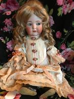 Prachtige antieke pop met flirtogen en mama stem., Ophalen of Verzenden