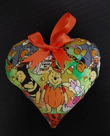 nieuw- Winnie de Pooh Halloween ( als pompoen verkleed) beschikbaar voor biedingen