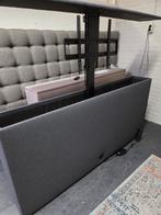 Nieuw Voetbord met TV Lift - 55 inch, 150 tot 200 cm, Nieuw, Ophalen of Verzenden, Voetbrod met tv lift