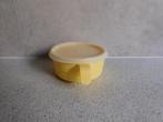 Tupperware Baby hapjes schaal 10 cm. Geel, Huis en Inrichting, Keuken | Tupperware, Ophalen of Verzenden, Zo goed als nieuw, Geel