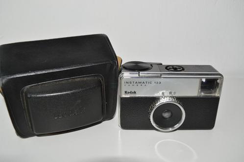 vintage retro camera instamatic 133 kodak made in germany, Audio, Tv en Foto, Fotocamera's Analoog, Gebruikt, Compact, Kodak, Ophalen of Verzenden