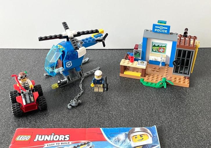 Lego Juniors no. 10751: Politieachtervolging in de bergen, Kinderen en Baby's, Speelgoed | Duplo en Lego, Zo goed als nieuw, Lego