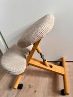 houten kniestoel ergonomisch, Huis en Inrichting, Stoelen, Ophalen, Gebruikt, Overige kleuren, Eén