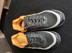 Zwart gele Nike air classics maat 43, Kleding | Heren, Schoenen, Ophalen, Zo goed als nieuw