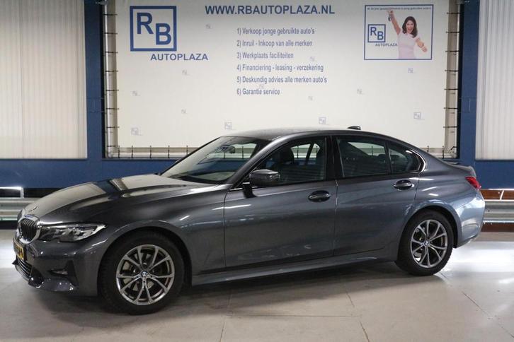 BMW 3-serie 320i Executive Edition 12 MAANDEN GARANTIE/ DIGI, Auto's, BMW, Bedrijf, Te koop, 3-Serie, ABS, Airbags, Airconditioning