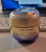 Shisheido Vital Perfection Cream Creme, Sieraden, Tassen en Uiterlijk, Uiterlijk | Gezichtsverzorging, Ophalen of Verzenden, Zo goed als nieuw